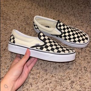 Slip on vans black & white